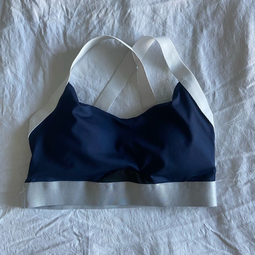 Navy Bra with padding XS - Picture 3 of 3
